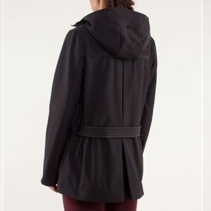 Lululemon Paddington Softshell Rain Jacket Coat Black Size 10